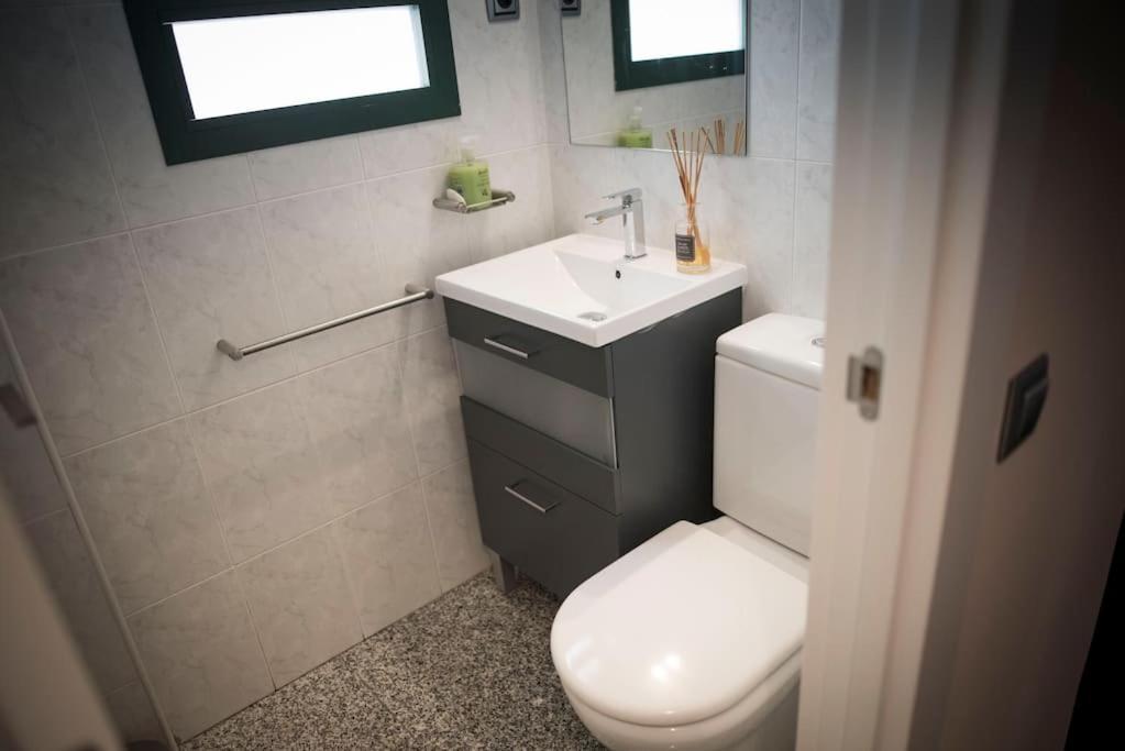 Apartamento En Centro Historico Con Patio Romano San Lorenzo de El Escorial Bagian luar foto